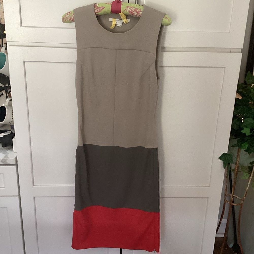 Diane Von Furstenberg Sz 2 Sheath Knit Dress Colorblock Designer